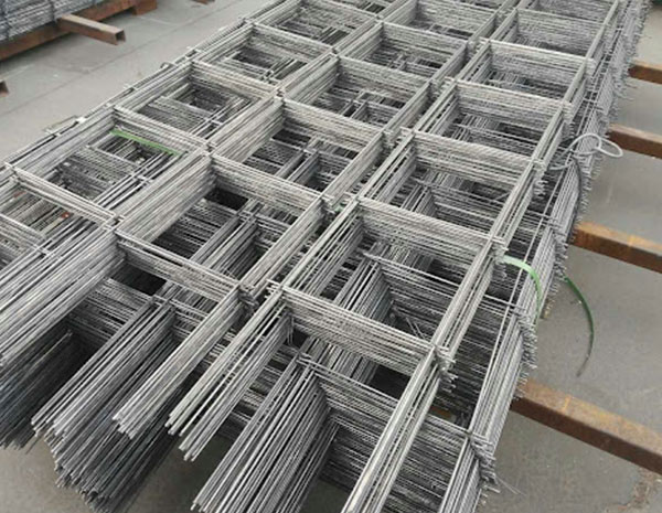 Is there a difference between steel mesh and steel mesh sheet?